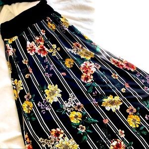 Apt 9 Floral Skirt L
